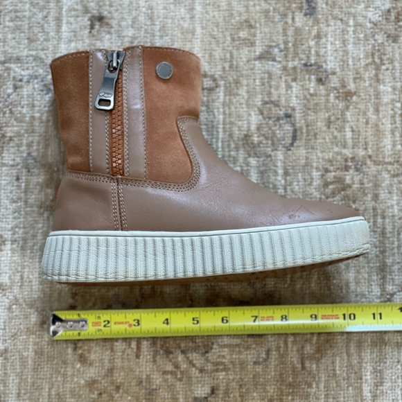 Pajar Side Zip, Wool Fleece Lined Boots in Camel Size 7-7.5 - Picture 10 of 16